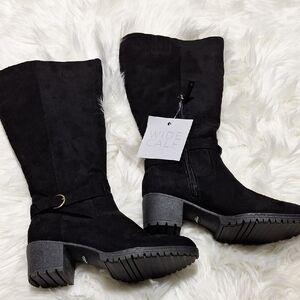 NWT Dr. Scholls Black tall winter boots, 6M-WC ,wide Calf, Man made material